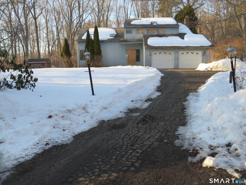 45 Toll Gate Road, Glastonbury, CT 06073