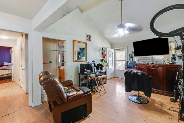 2603 Searcy Drive, Dallas, TX 75211