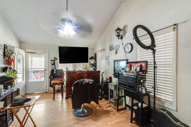 2603 Searcy Drive, Dallas, TX 75211