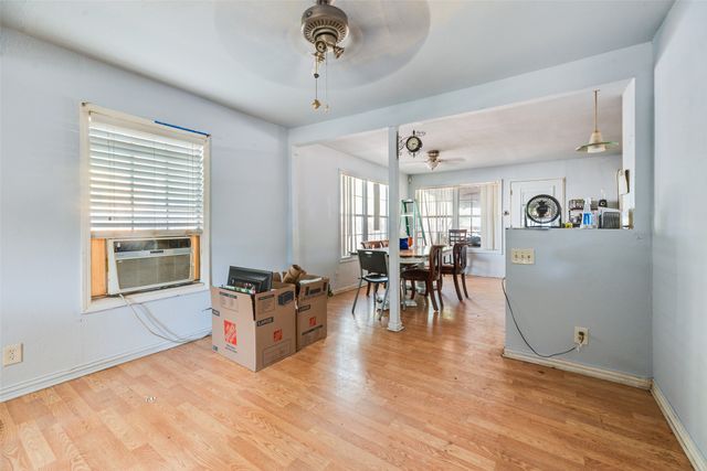 2603 Searcy Drive, Dallas, TX 75211