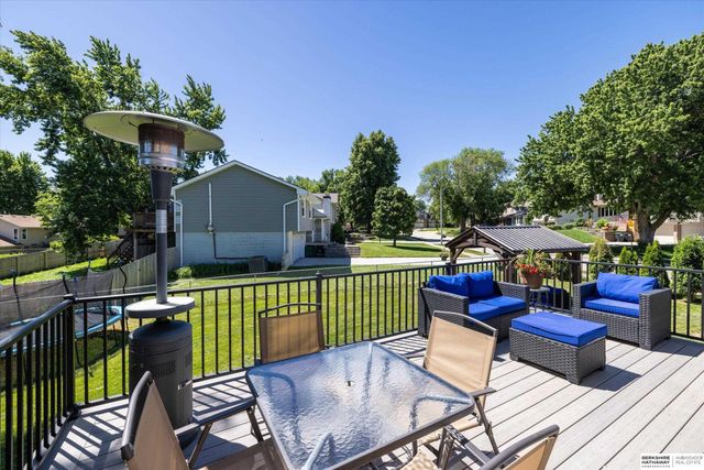 15919 Ohern Street, Omaha, NE 68135