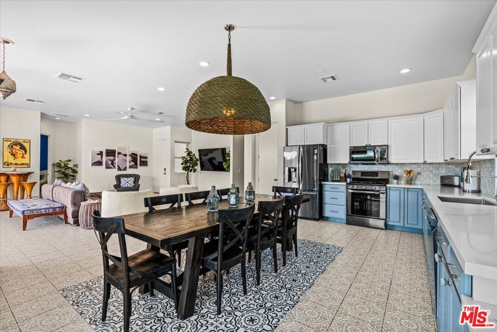 Image 16 of property listing at 41680 Jamaica Sands Drive, Bermuda Dunes, CA 92203