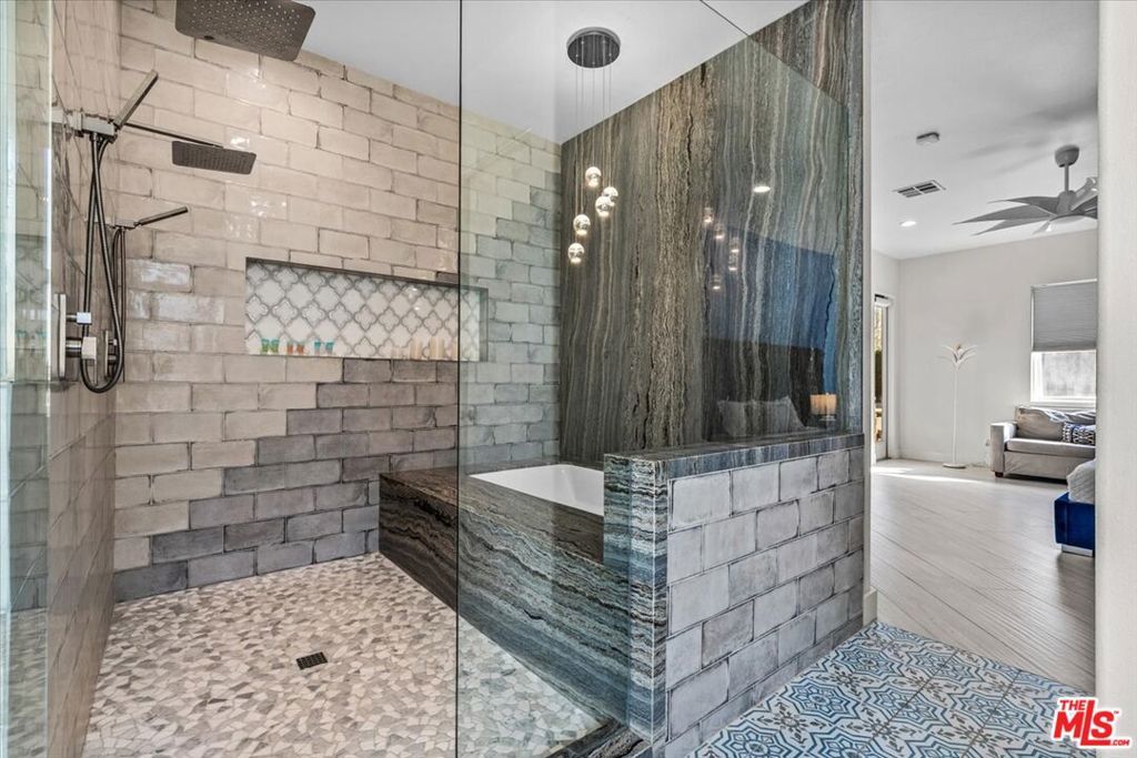 Image 21 of property listing at 41680 Jamaica Sands Drive, Bermuda Dunes, CA 92203