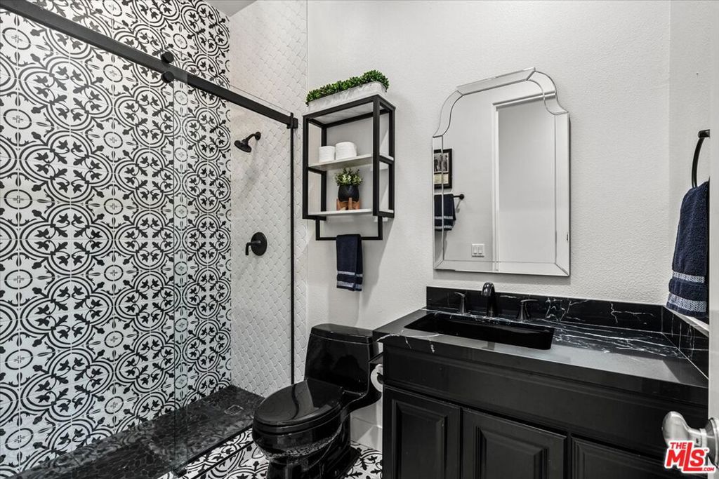 Image 25 of property listing at 41680 Jamaica Sands Drive, Bermuda Dunes, CA 92203