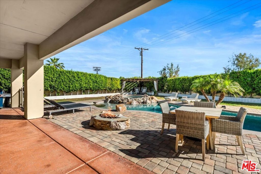 Image 31 of property listing at 41680 Jamaica Sands Drive, Bermuda Dunes, CA 92203