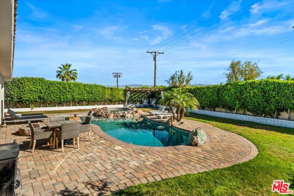 Image 33 of property listing at 41680 Jamaica Sands Drive, Bermuda Dunes, CA 92203