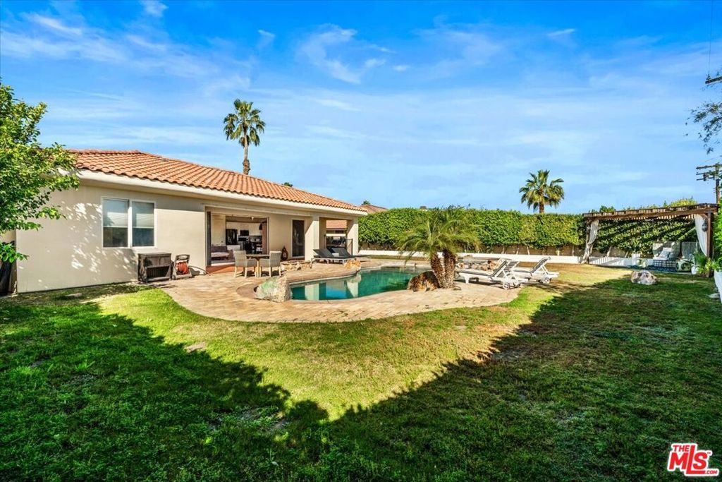 Image 38 of property listing at 41680 Jamaica Sands Drive, Bermuda Dunes, CA 92203