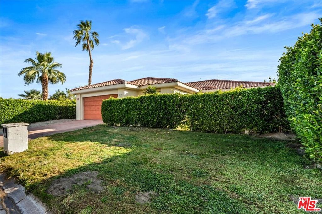 Image 43 of property listing at 41680 Jamaica Sands Drive, Bermuda Dunes, CA 92203