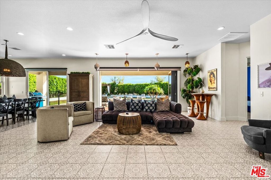 Image 9 of property listing at 41680 Jamaica Sands Drive, Bermuda Dunes, CA 92203