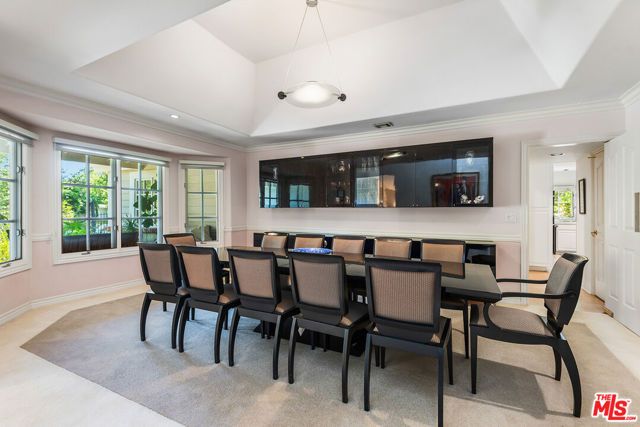 17040 Rancho Street, Encino (los Angeles), CA 91316