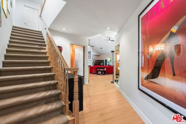17040 Rancho Street, Encino (los Angeles), CA 91316