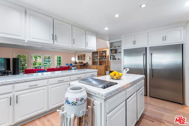 17040 Rancho Street, Encino (los Angeles), CA 91316
