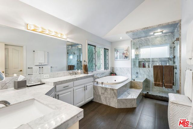 17040 Rancho Street, Encino (los Angeles), CA 91316