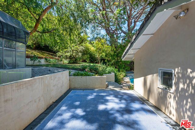17040 Rancho Street, Encino (los Angeles), CA 91316
