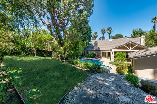 17040 Rancho Street, Encino (los Angeles), CA 91316