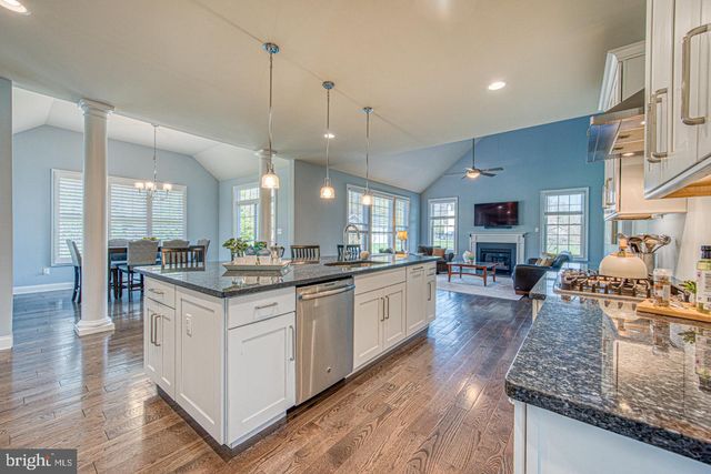 3215 CHARLES GRIFFIN DR, Garnet Valley, PA 19060