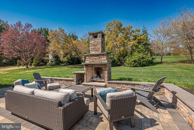 3215 CHARLES GRIFFIN DR, Garnet Valley, PA 19060
