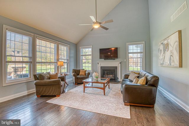 3215 CHARLES GRIFFIN DR, Garnet Valley, PA 19060