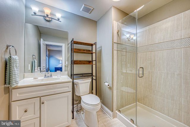 3215 CHARLES GRIFFIN DR, Garnet Valley, PA 19060