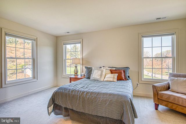 3215 CHARLES GRIFFIN DR, Garnet Valley, PA 19060