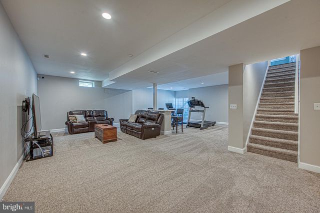 3215 CHARLES GRIFFIN DR, Garnet Valley, PA 19060