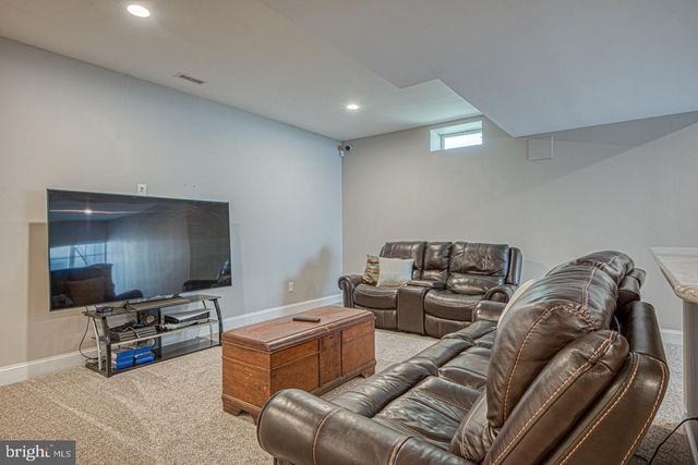 3215 CHARLES GRIFFIN DR, Garnet Valley, PA 19060