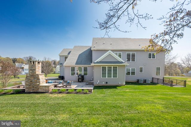 3215 CHARLES GRIFFIN DR, Garnet Valley, PA 19060