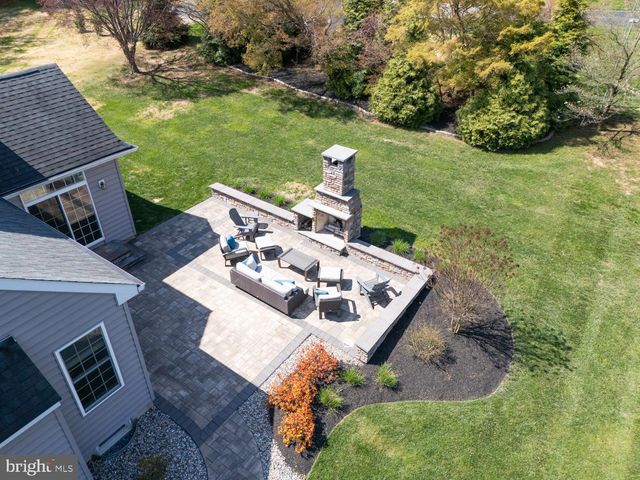 3215 CHARLES GRIFFIN DR, Garnet Valley, PA 19060
