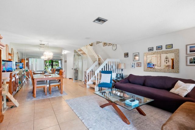 3435 CARAMBOLA Circle S 2462, Coconut Creek, FL 33066