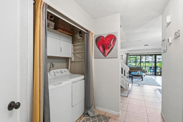3435 CARAMBOLA Circle S 2462, Coconut Creek, FL 33066