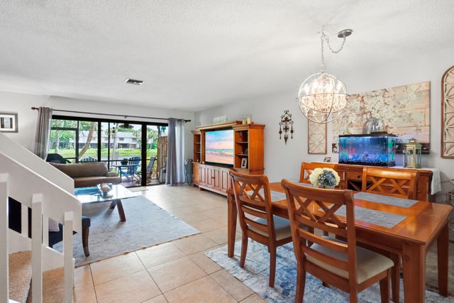3435 CARAMBOLA Circle S 2462, Coconut Creek, FL 33066