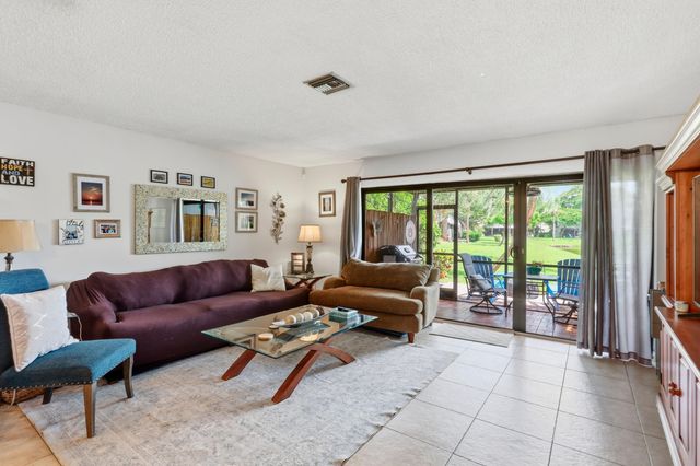 3435 CARAMBOLA Circle S 2462, Coconut Creek, FL 33066