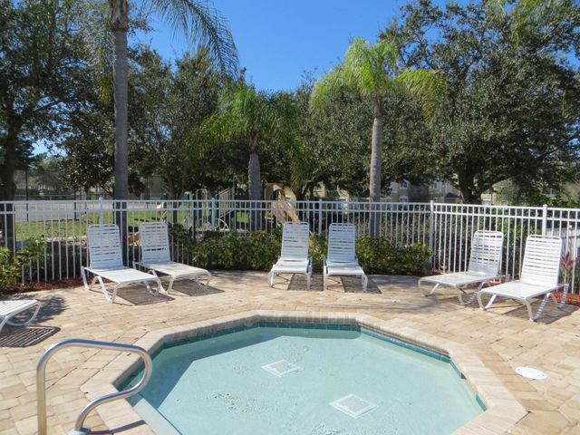 2303 BUTTERFLY PALM WAY 303, Kissimmee, FL 34747