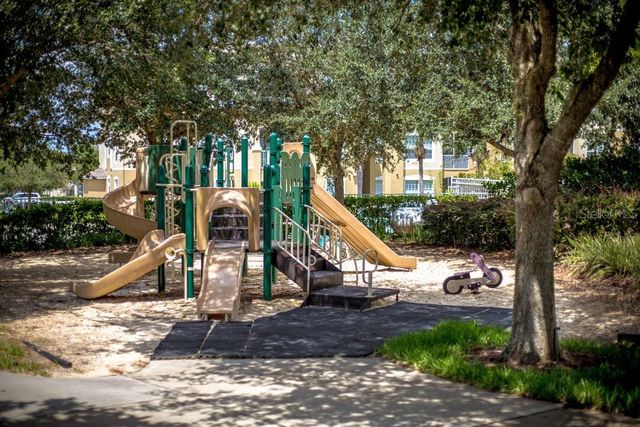 2303 BUTTERFLY PALM WAY 303, Kissimmee, FL 34747