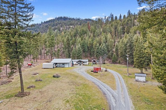 527 Williams Lake Rd, Colville, WA 99114