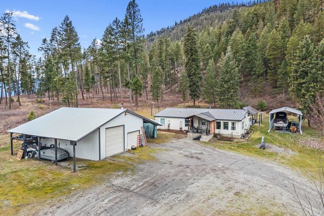 527 Williams Lake Rd, Colville, WA 99114
