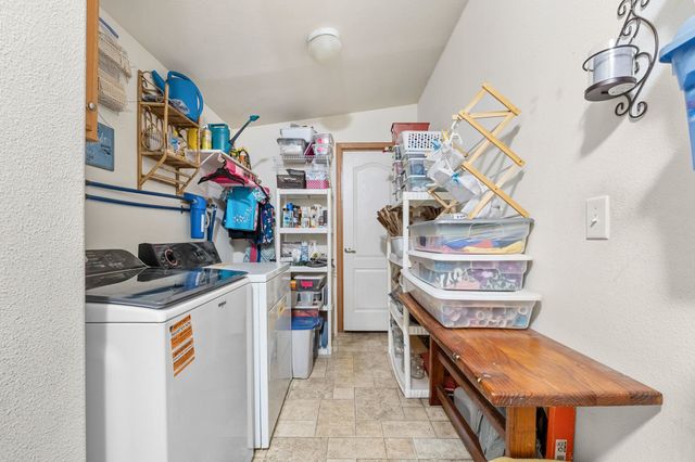 527 Williams Lake Rd, Colville, WA 99114