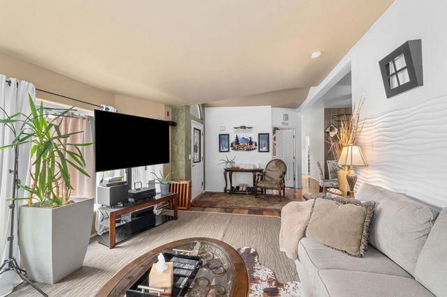 527 Williams Lake Rd, Colville, WA 99114