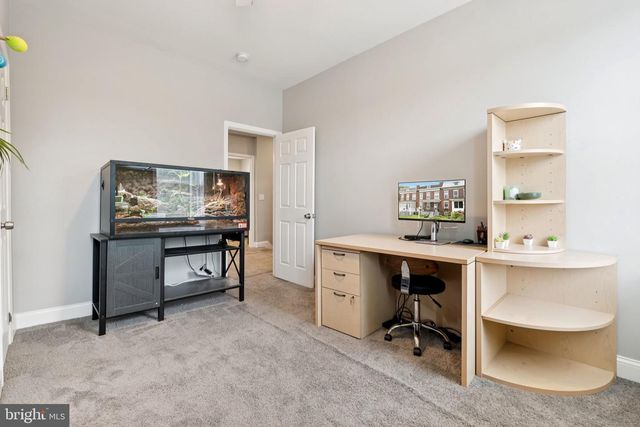 831 E 33RD ST, Baltimore, MD 21218