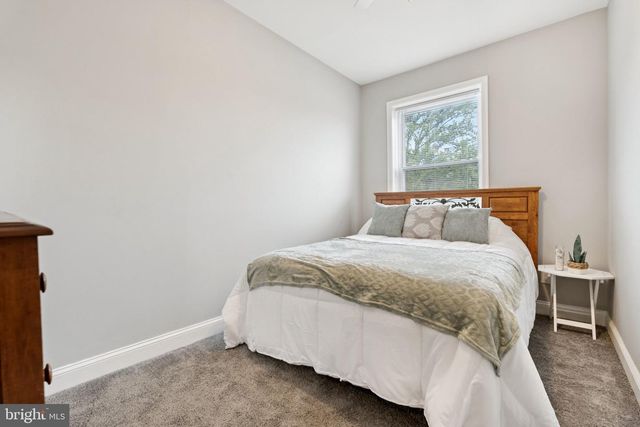 831 E 33RD ST, Baltimore, MD 21218