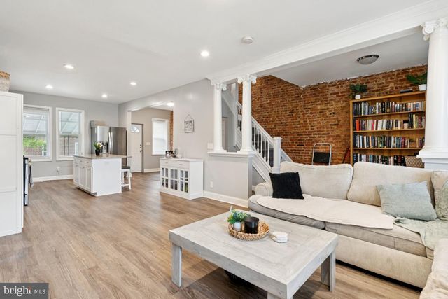 831 E 33RD ST, Baltimore, MD 21218