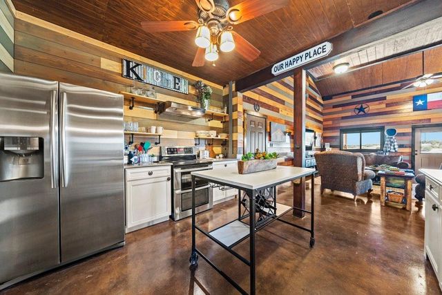 3259 Schumann RD, Stonewall, TX 78671