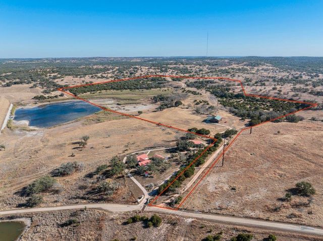 3259 Schumann RD, Stonewall, TX 78671