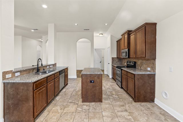 1112 Ethan Drive, Greenville, TX 75402