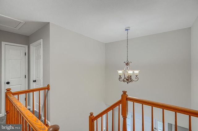4 PERIWINKLE CT, Baltimore, MD 21219