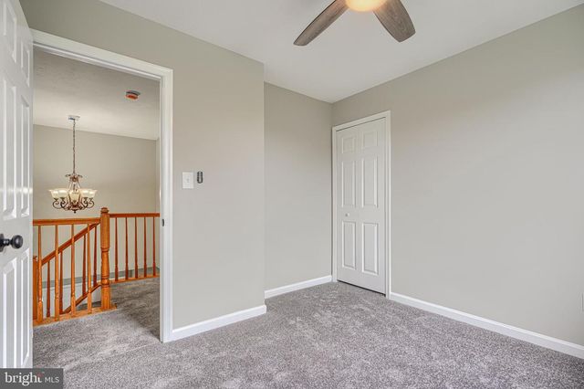 4 PERIWINKLE CT, Baltimore, MD 21219
