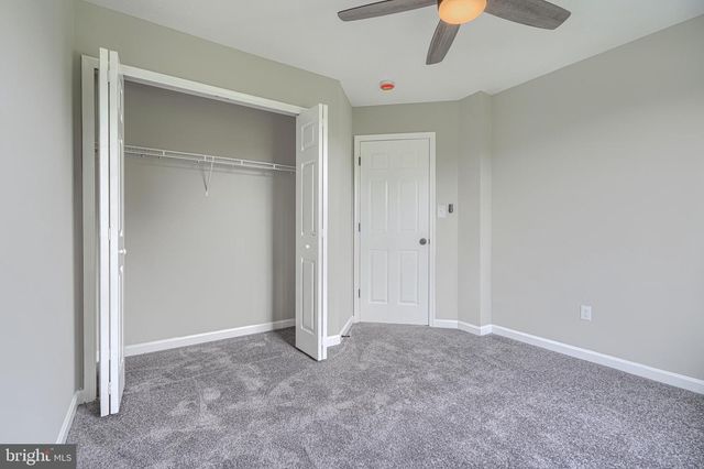 4 PERIWINKLE CT, Baltimore, MD 21219