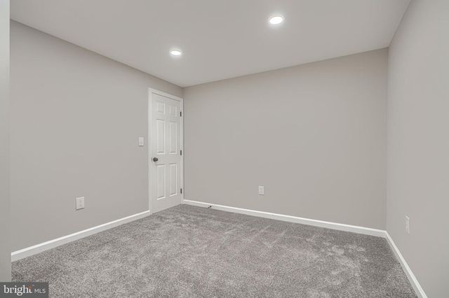 4 PERIWINKLE CT, Baltimore, MD 21219