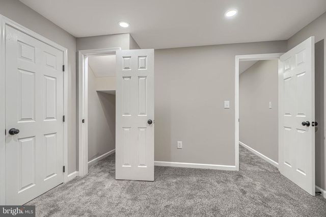 4 PERIWINKLE CT, Baltimore, MD 21219