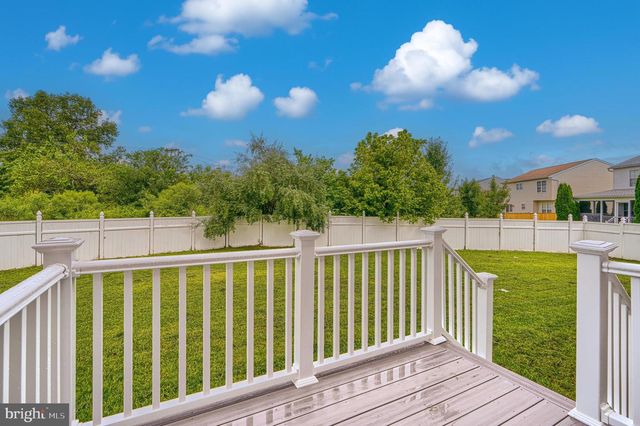 4 PERIWINKLE CT, Baltimore, MD 21219
